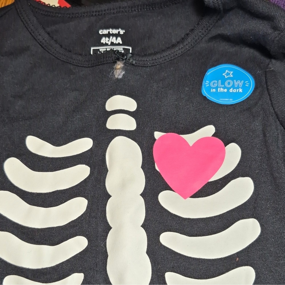 Carter's Girls 4T 1 piece Pajama Top Black Glow-in-the-Dark Skeleton Heart